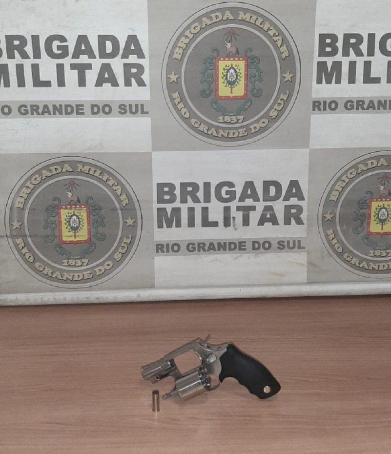 Bm De Santa Cruz Do Sul Apreende Arma Numera O Raspada Brigada