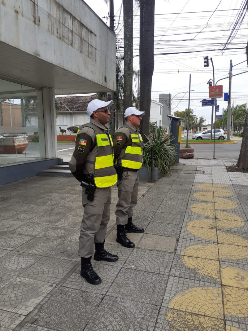 BM de São Leopoldo reforça policiamento alunos sargentos Brigada