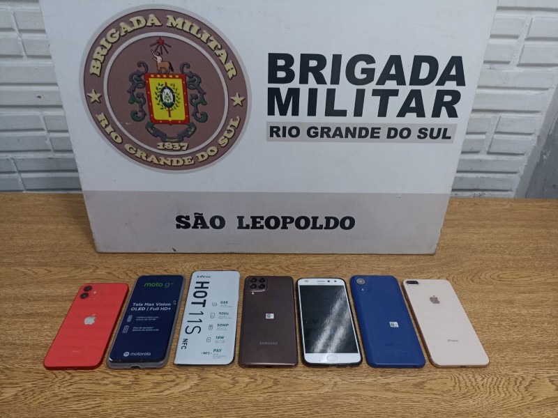 Brigada Militar De S O Leopoldo Prende Dupla Por Furto De Celular