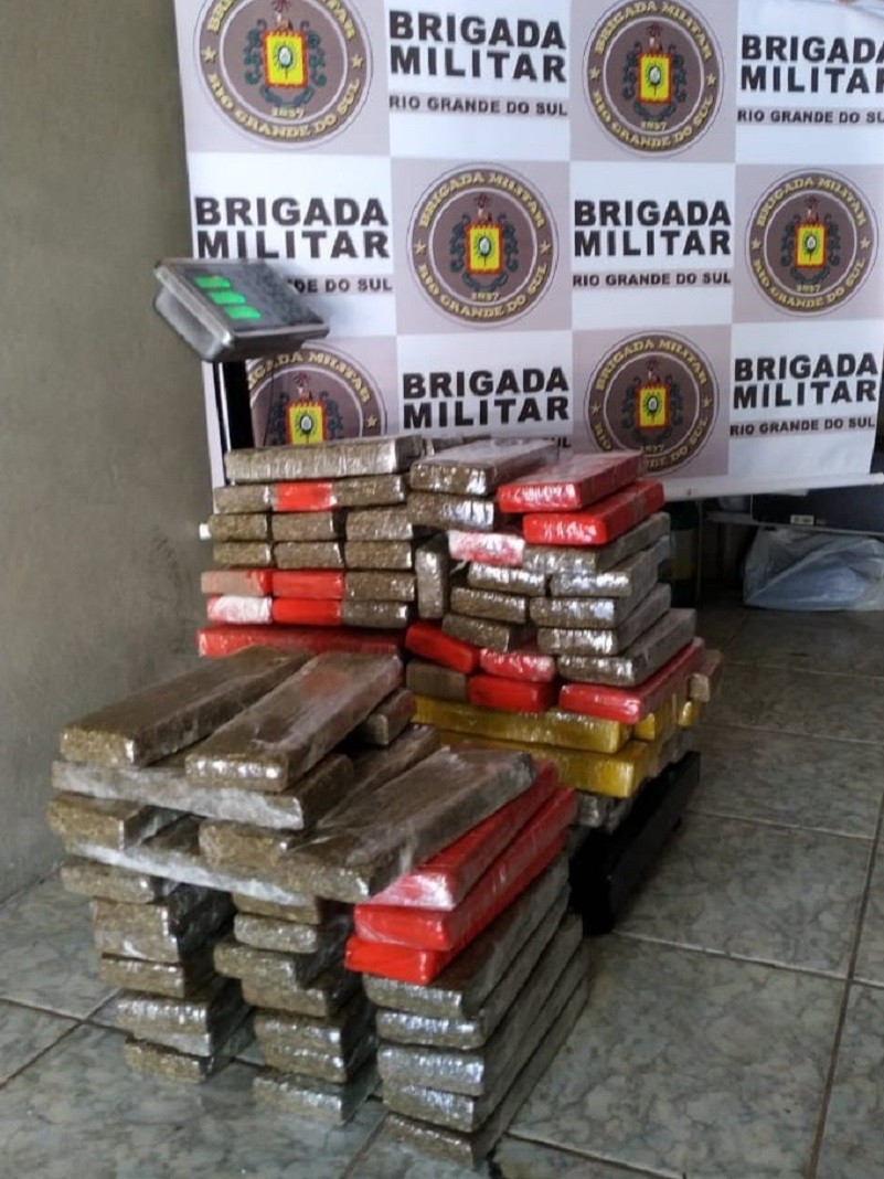 Brigada Militar apreende 80 quilos de drogas em Sertão Brigada Militar