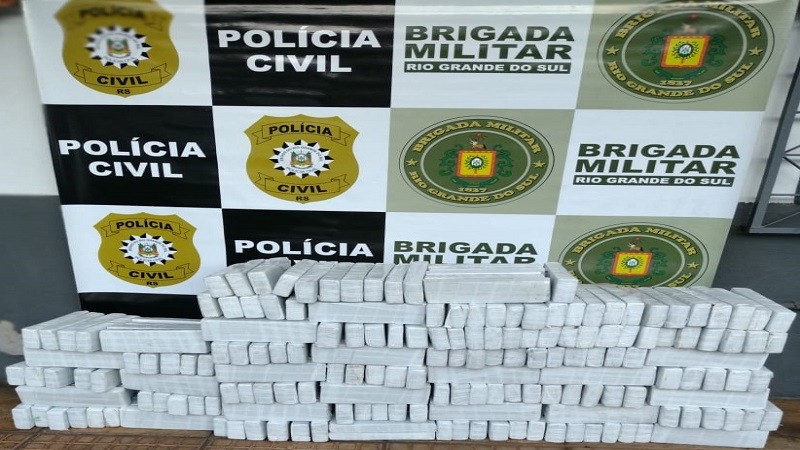 BM Prende Dois Homens E Apreende 240 Kg De Maconha Em Alecrim Na