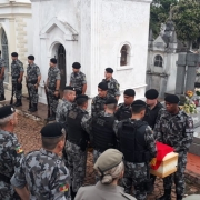 Policial Militar é homenageada em ato fúnebre após morte em ocorrência policial
