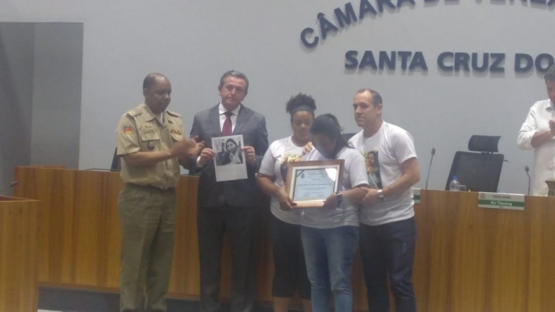 Família da Sd Marciele recebe homenagem da Câmara de Vereadores
