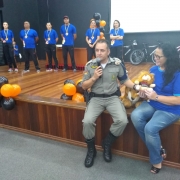 Emoção marca formatura de crianças e adolescentes que participaram do Proerd
