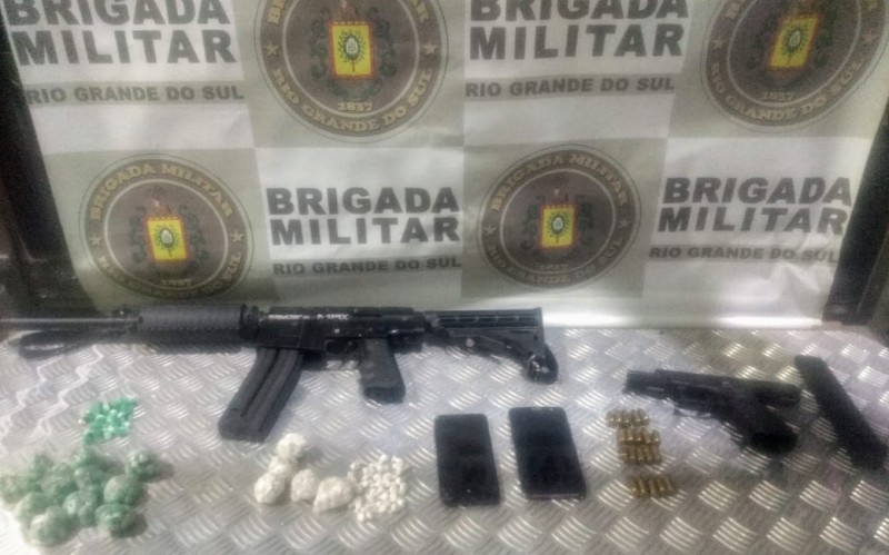 Poe E Patamo Do 21° Bpm Prendem Homem Por Porte Ilegal De Arma E