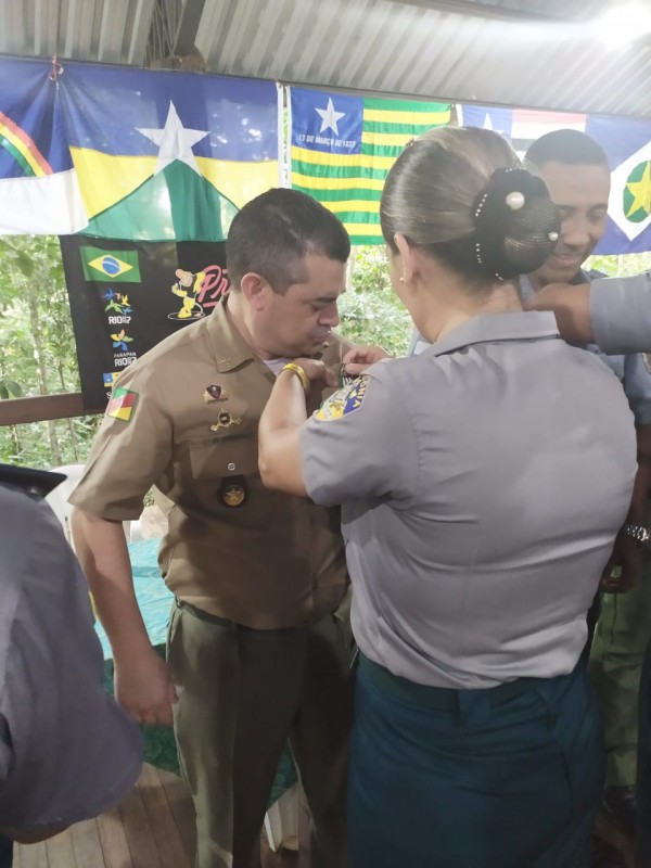 Policial de Venâncio Aires ganha Medalha Mérito do Proerd do Estado de Rondônia