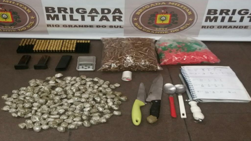 Homem é preso por tráfico de drogas em Porto Alegre