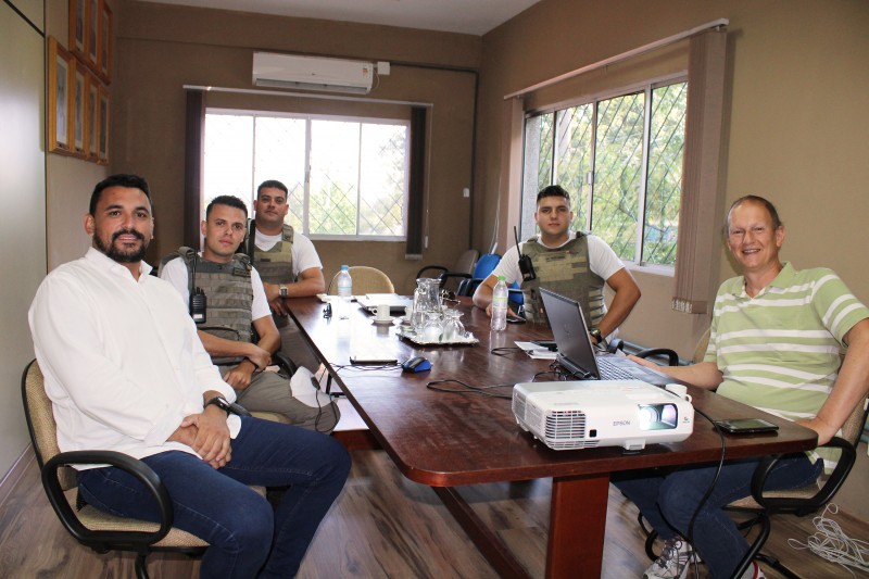 Patrulha Rural de Viamão participa de treinamento sobre o georreferenciamento