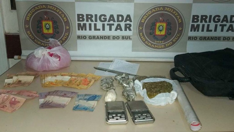 Homem é preso tráfico de drogas em Porto Alegre