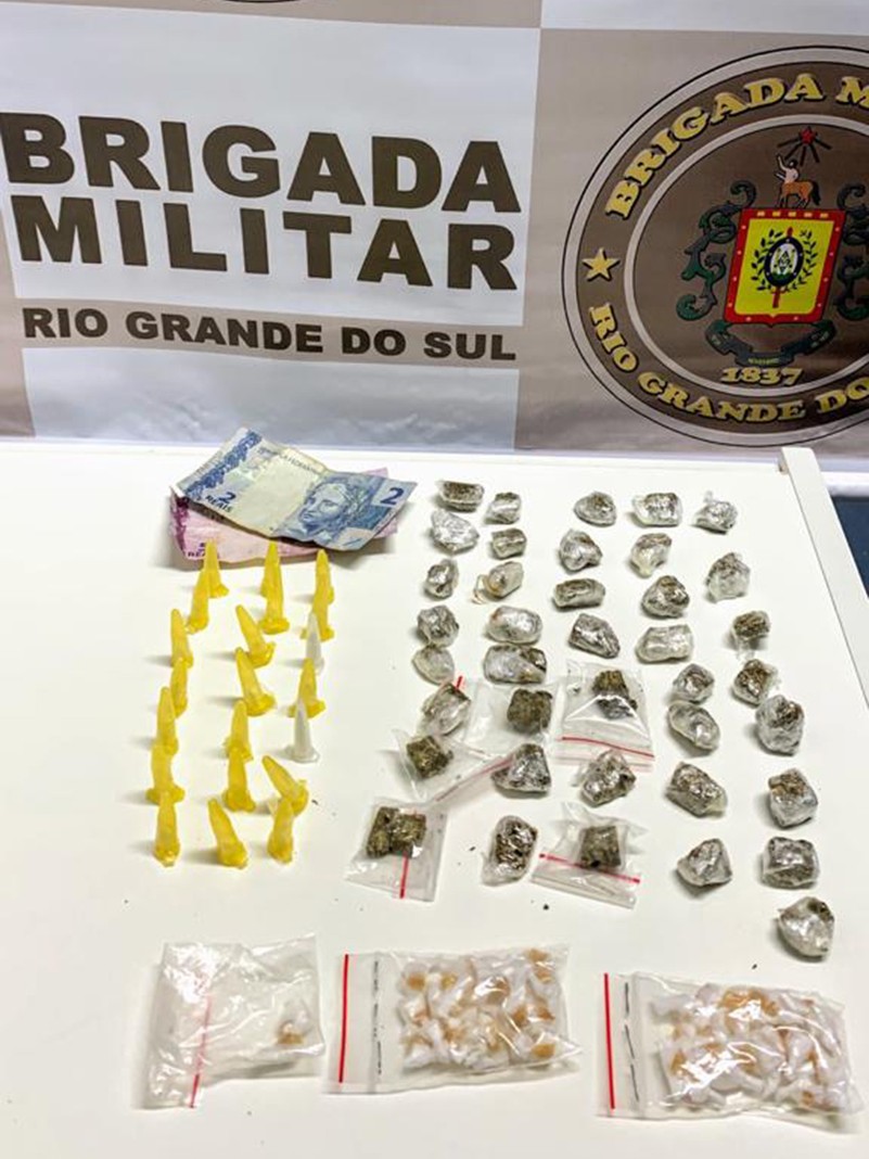 Força Tática do 18°BPM recaptura foragido e apreende adolescente por tráfico de drogas