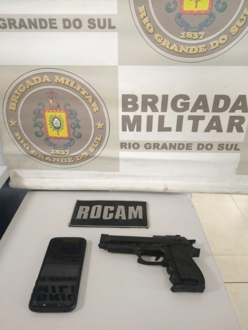 ROCAM do 18° BPM apreende adolescente por roubo a pedestre