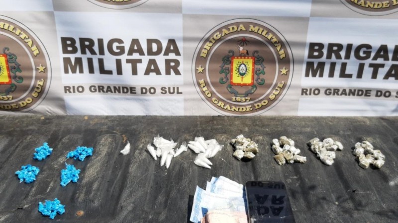 BM de Viamão prende por tráfico de drogas
