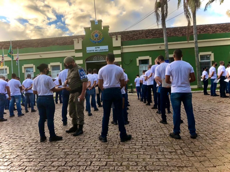 carro da polícia militar - APM