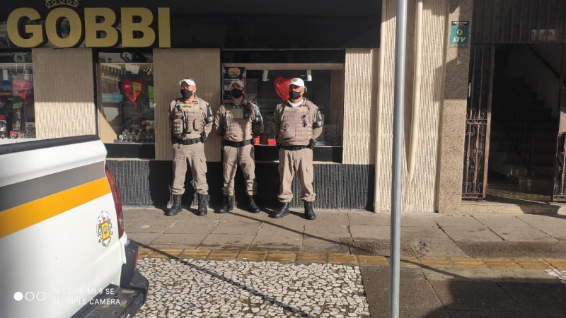 Policiamento em Nova Santa Rita e Canoas