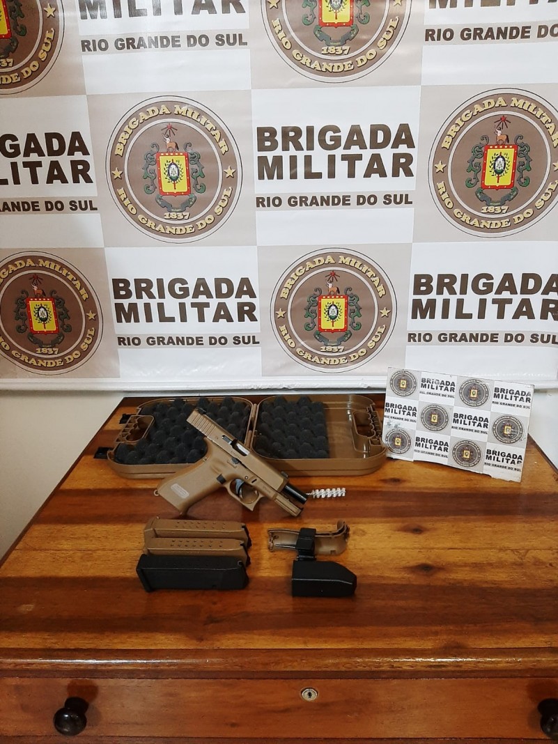 Pistola, carregadores