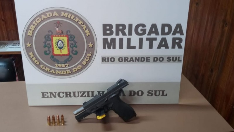 BM de Encruzilhada do Sul prende homem por porte ilegal de arma de fogo