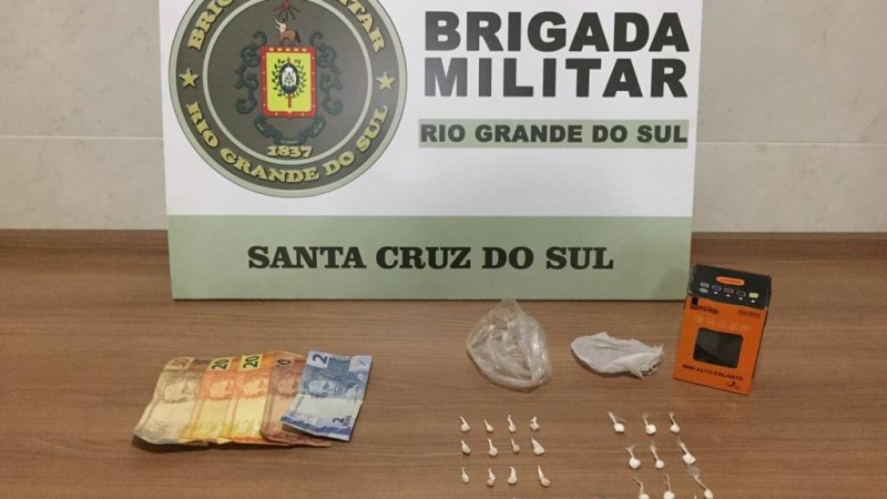 BM de Santa Cruz do Sul apreende menor por tráfico de entorpecentes