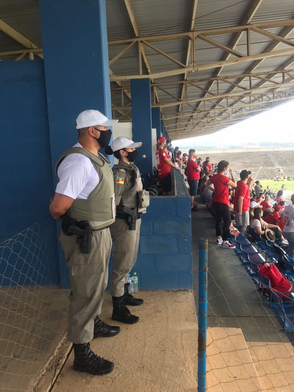 Os policias militares atuaram durante a final do Gauchão Feminino 2021.