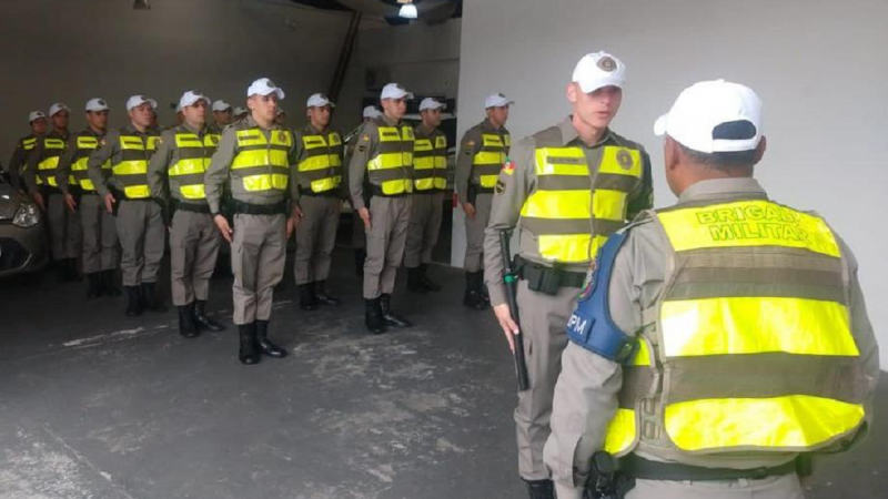 Alunos sargentos e alunos soldados reforçam o policiamento