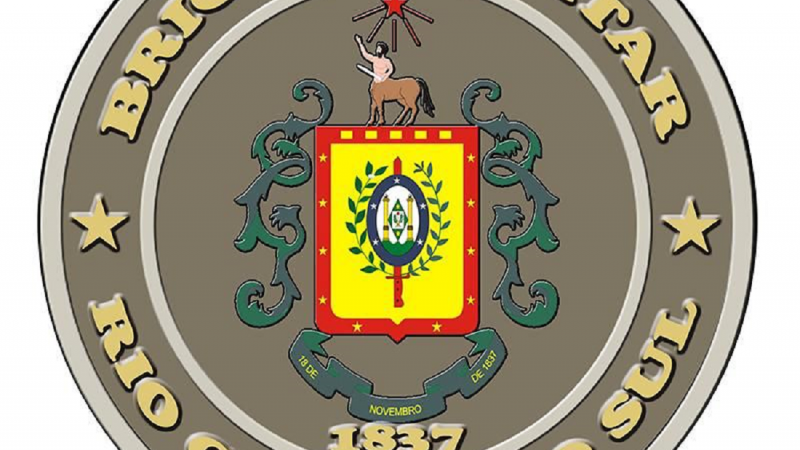 O 23º Batalhão de Polícia Militar (23º BPM), na noite de segunda-feira (6/6), às 19h20, realizou a prisão de um homem, de 25 anos, após atear fogo em duas residências, no bairro Santa Vitória, em Santa Cruz do Sul.