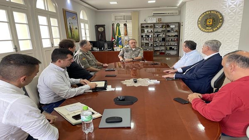 Brigada Militar e SETCERGS debatem ações preventivas e de combate ao roubo de cargas
