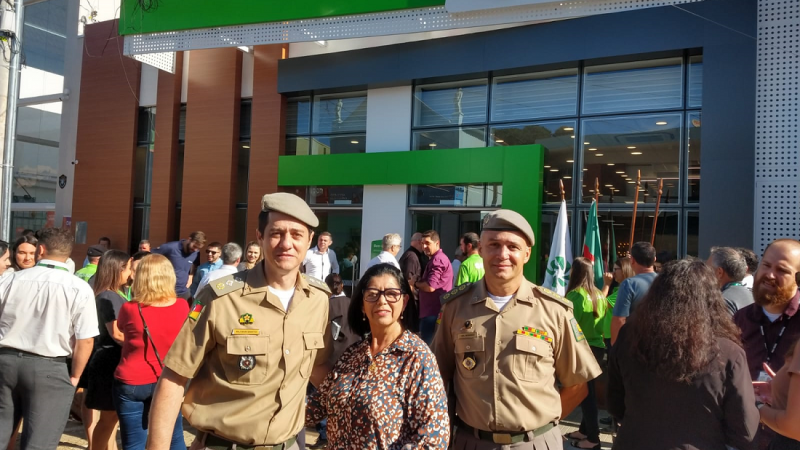 Comando Regional participa de inauguração de nova agência do Sicredi Vale do Rio Pardo