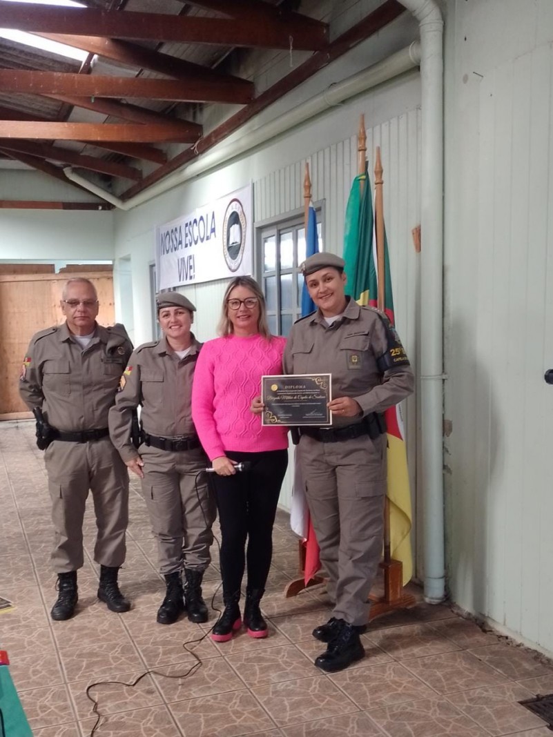 Brigada Militar de Capela de Santana recebe homenagem (3)