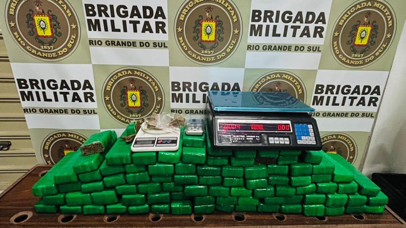 Brigada Militar apreende aproximadamente 52 kg de maconha