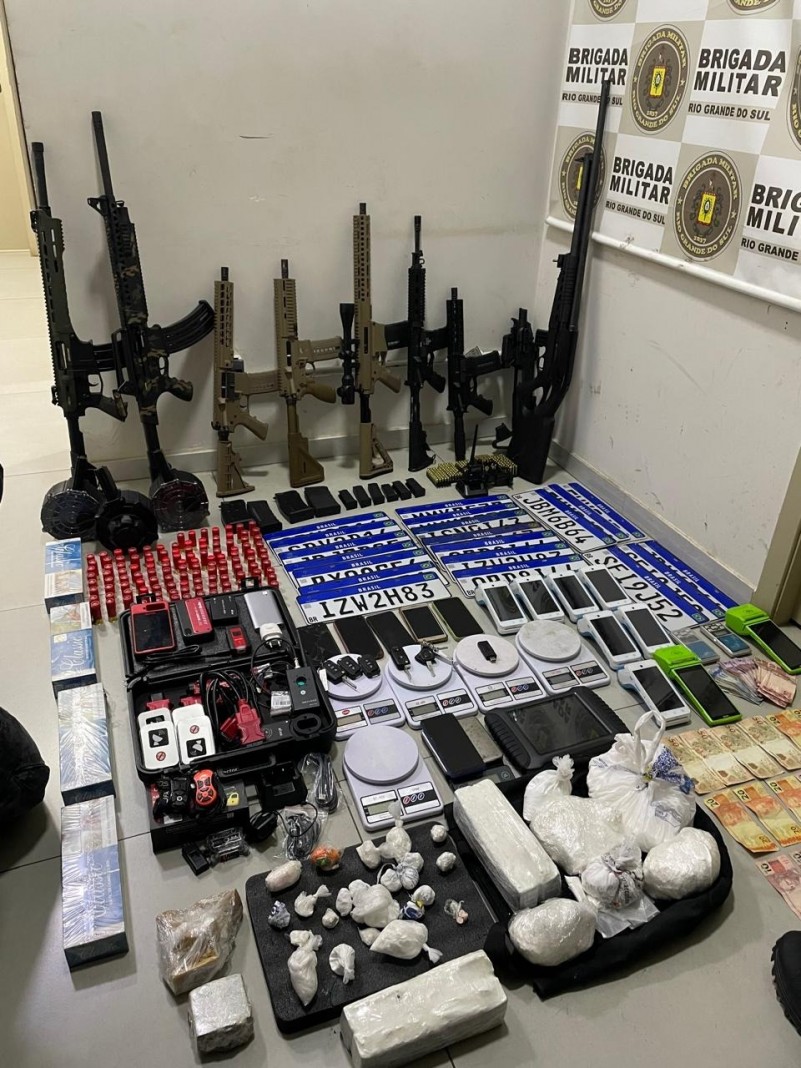 Arsenal de armas são  apreendidas em Passo Fundo